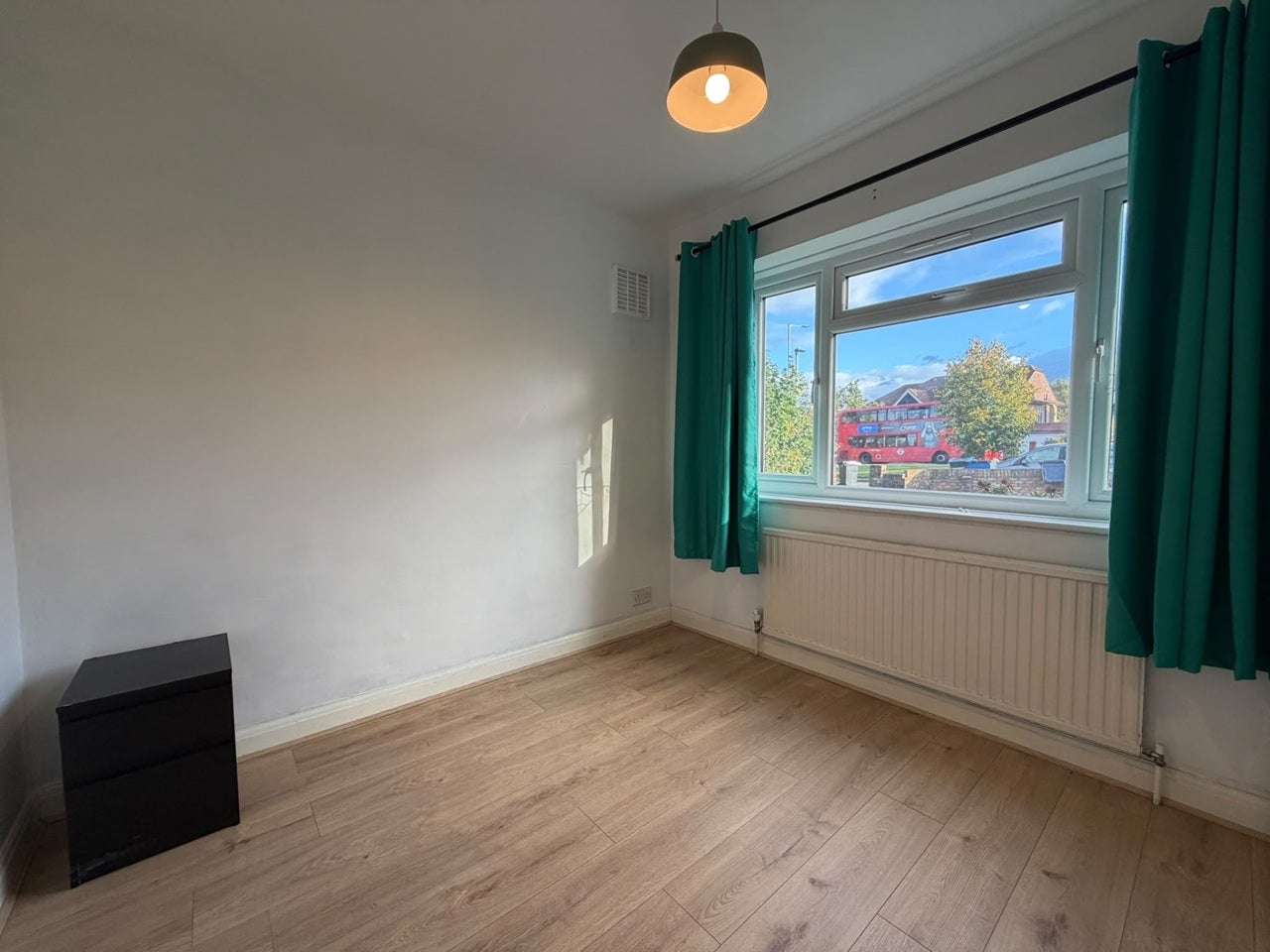 Flat Wickham Road in Greater London