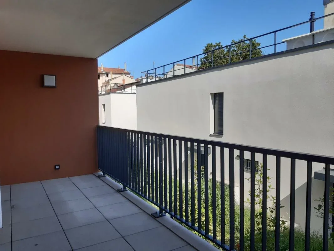 Flat Rue des Tuileries in Lyon