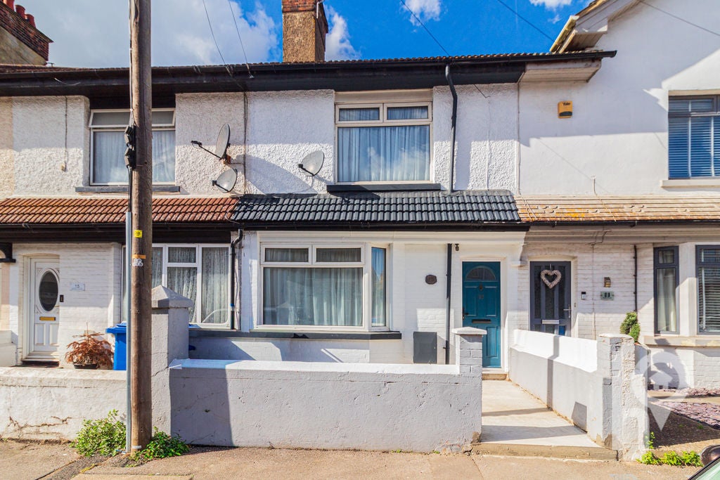 House Stanley Avenue in Borough of Swale