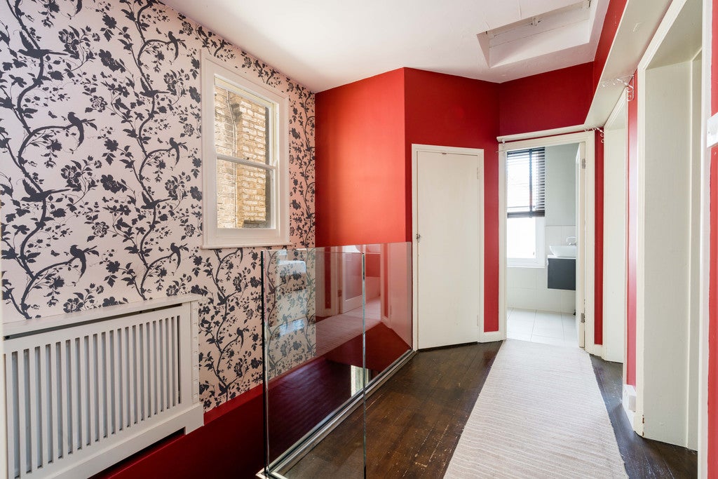 Flat Penford Street in Greater London