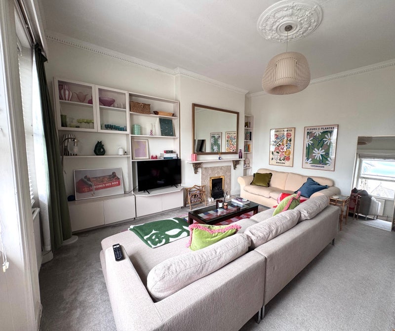 Room Belsize Park in Greater London