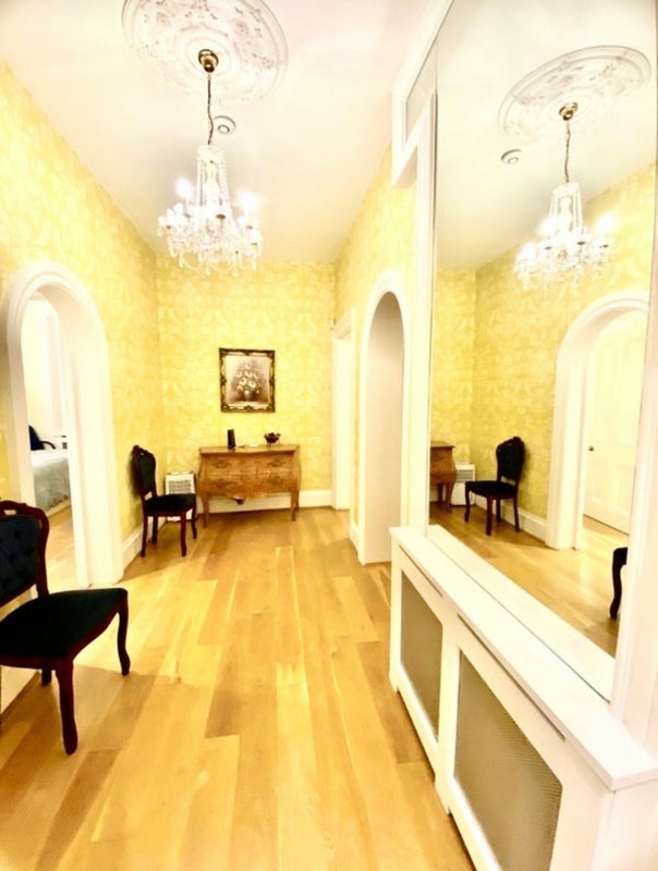 Room Cromwell Road in Greater London