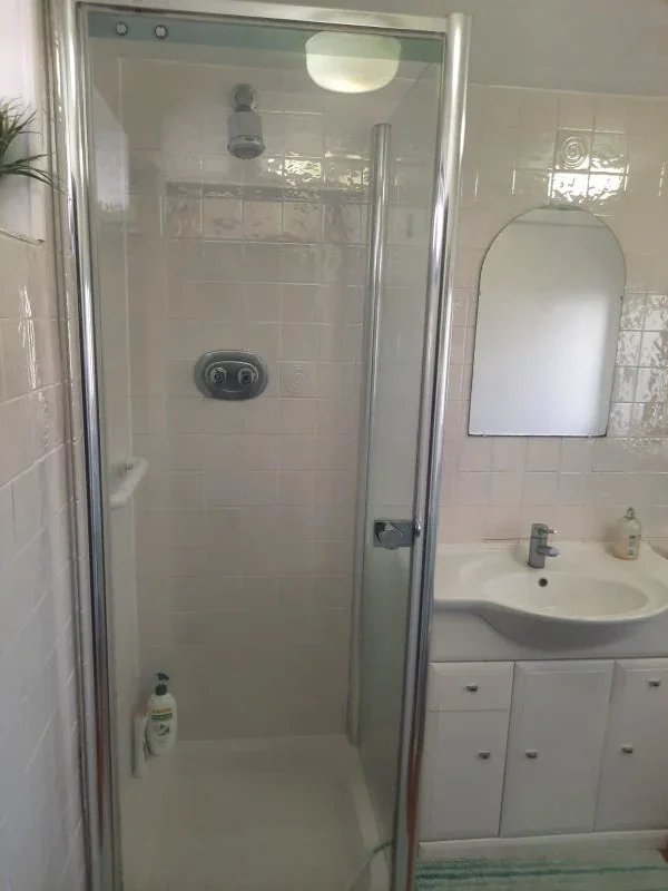 Room Ryland Close in Greater London