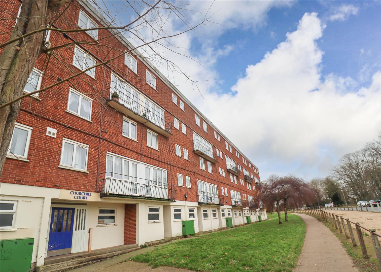 Flat Churchill Court in West Suffolk