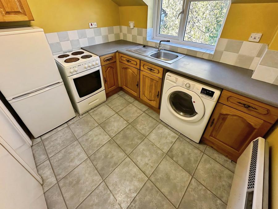 Flat Sheen Close in Salisbury