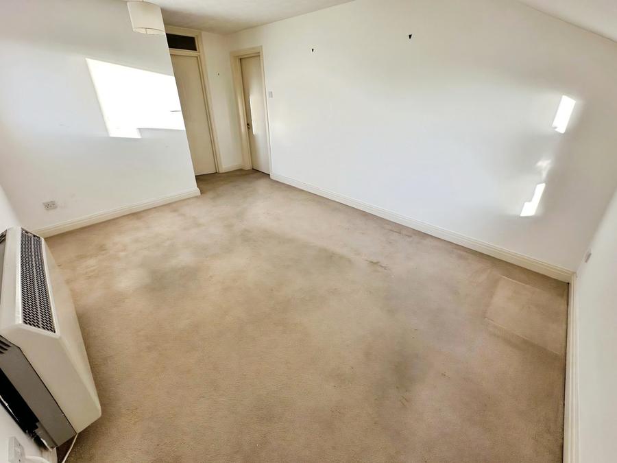 Flat Sheen Close in Salisbury