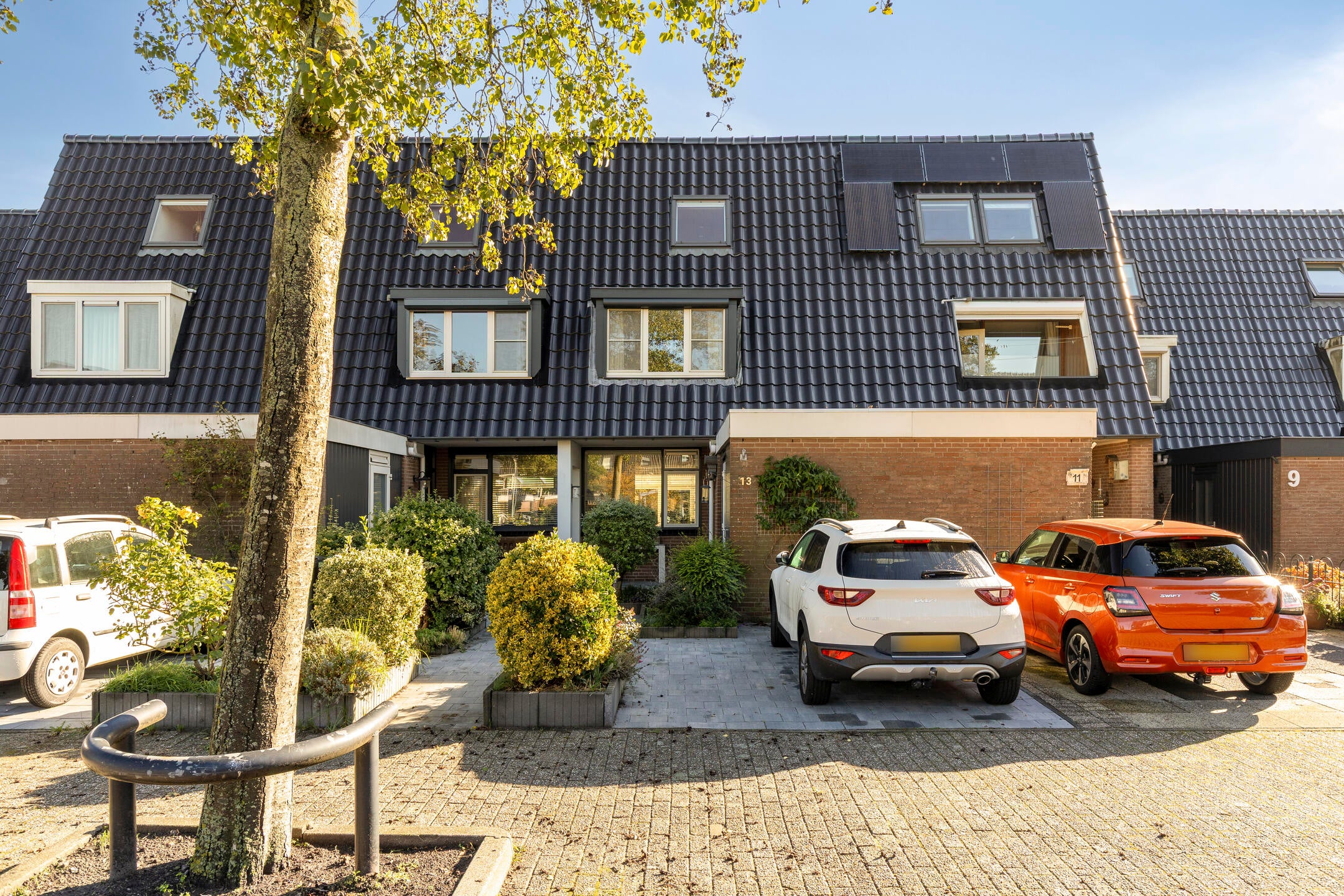 Huis Bertha von Suttnerstraat 13 in Hoofddorp