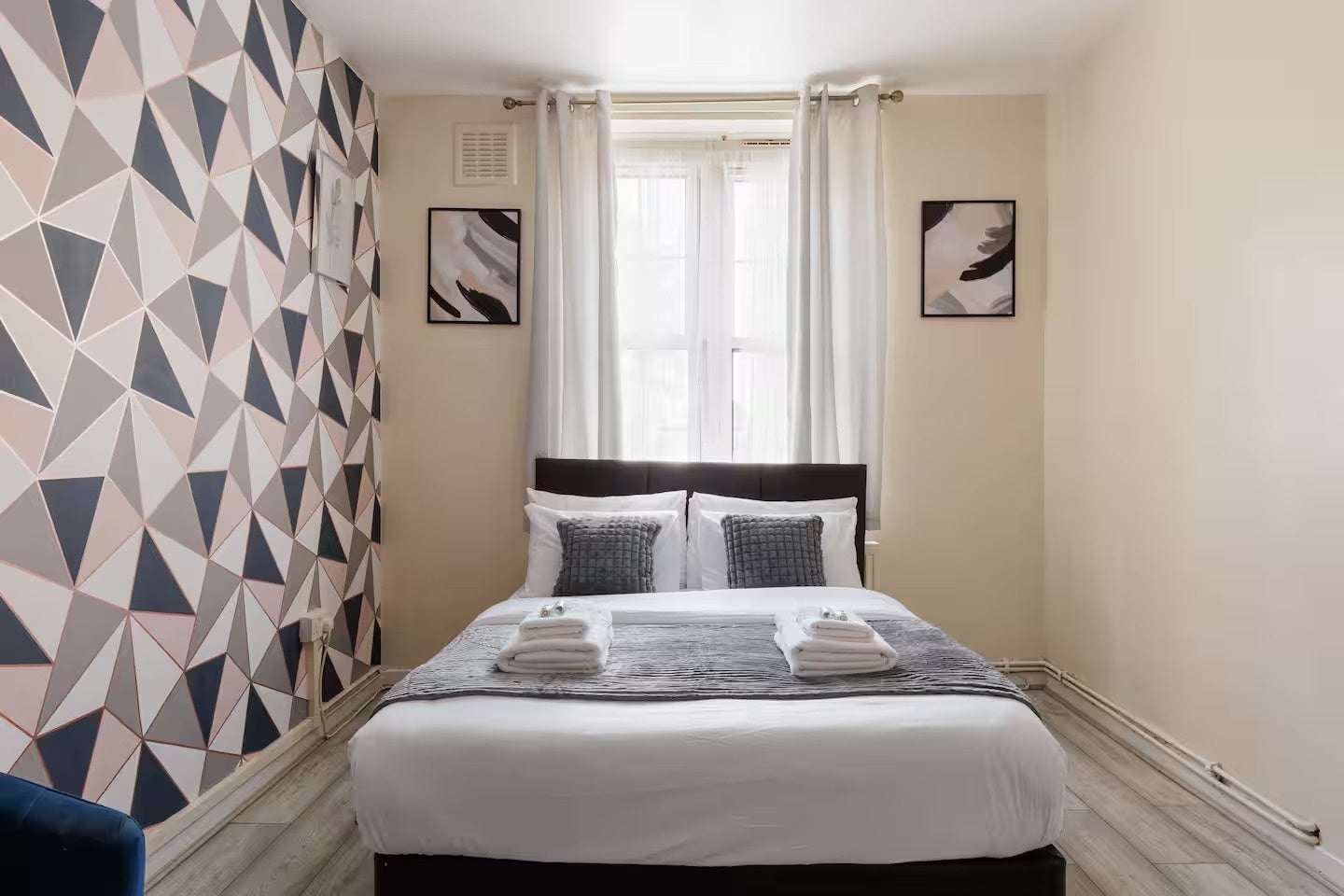 Flat Welland Street in Greater London