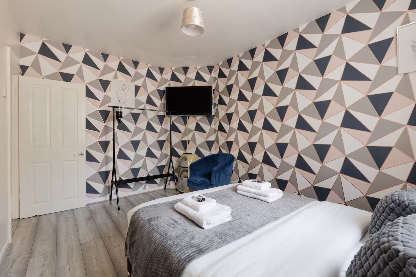 Flat Welland Street in Greater London