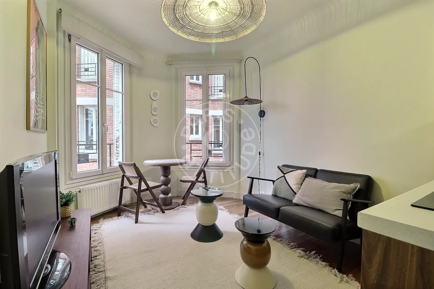 Flat Rue des Entrepreneurs in Paris