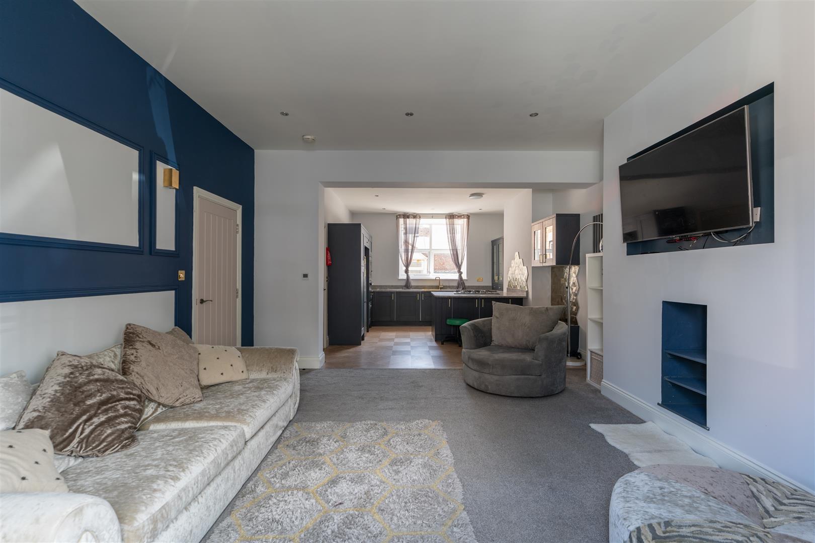 Room Westgate Road in Newcastle upon Tyne