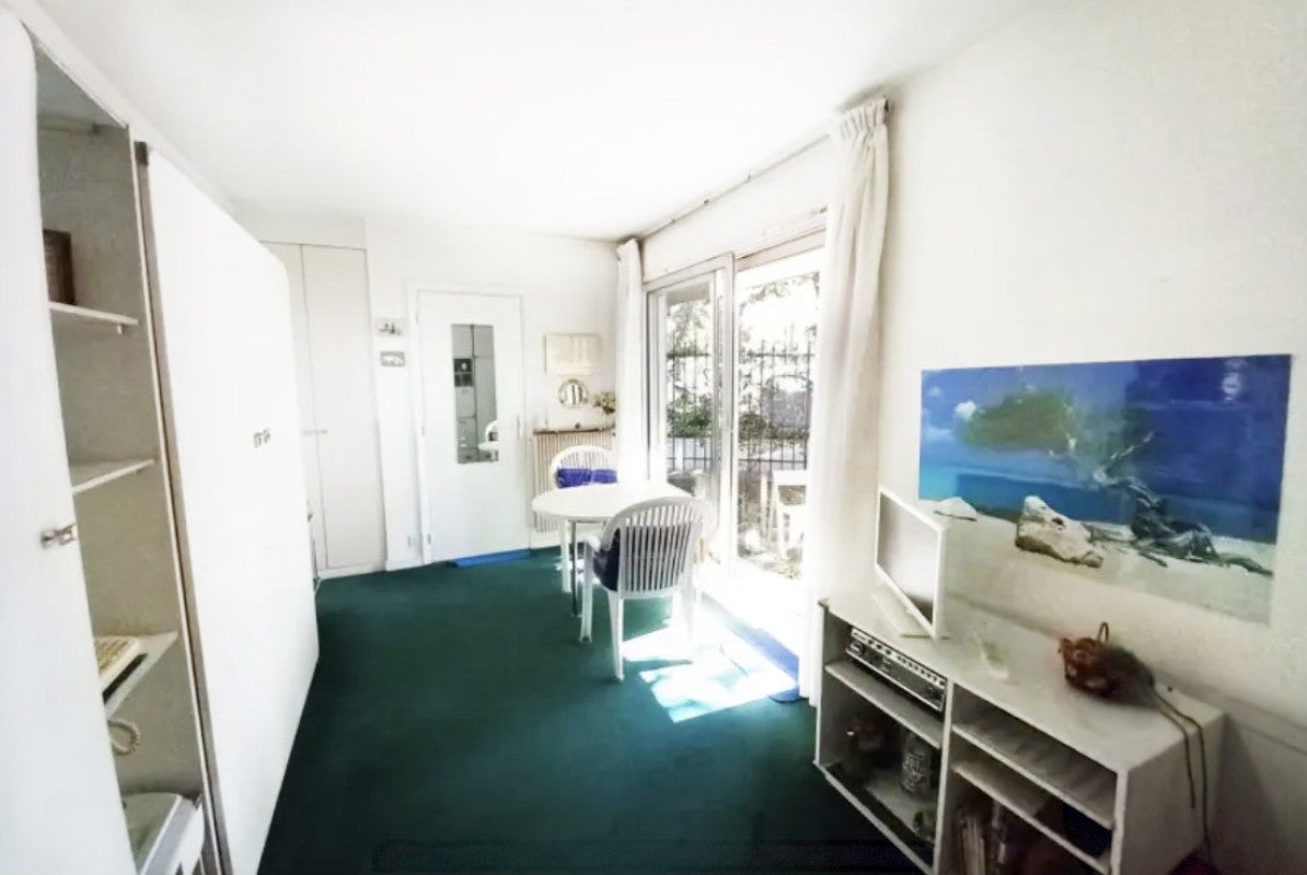 Appartement Rue d'Armenonville à Paris