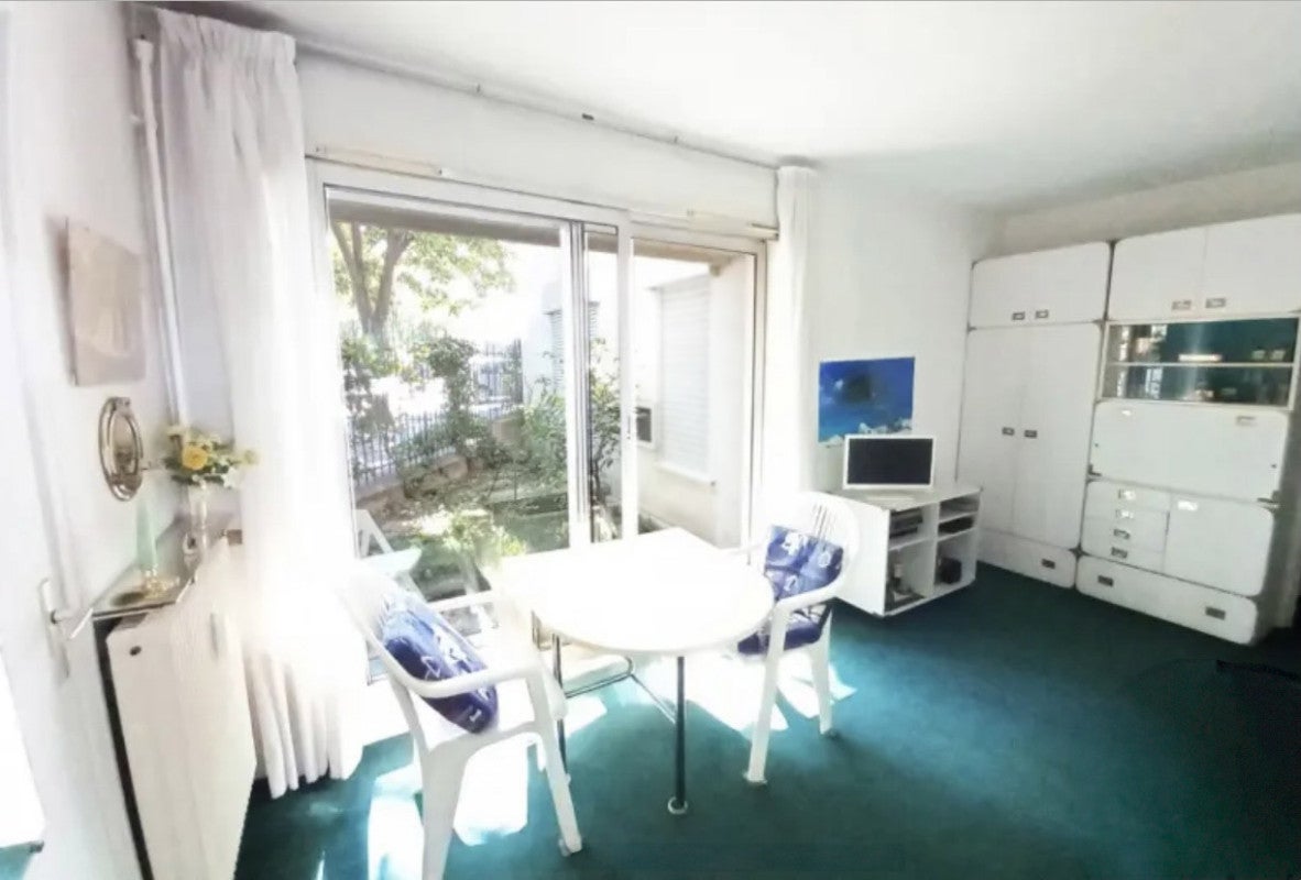 Appartement Rue d'Armenonville à Paris
