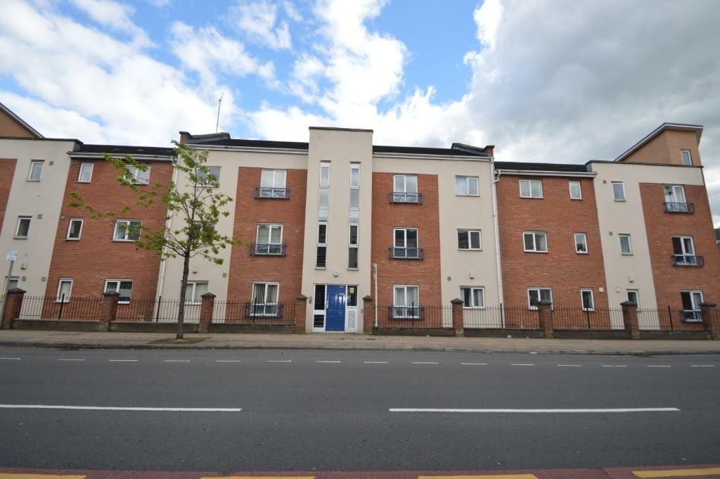 Flat Stretford Road in Manchester