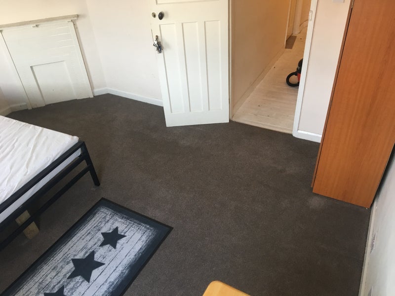 Room Rectory Lane in Chelmsford
