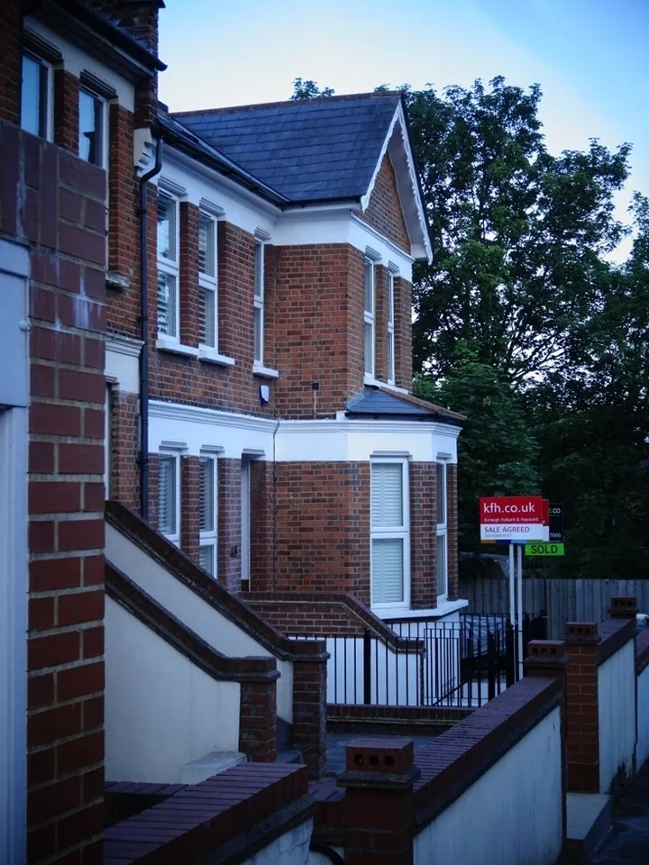 Flat Oakfield Road in Greater London
