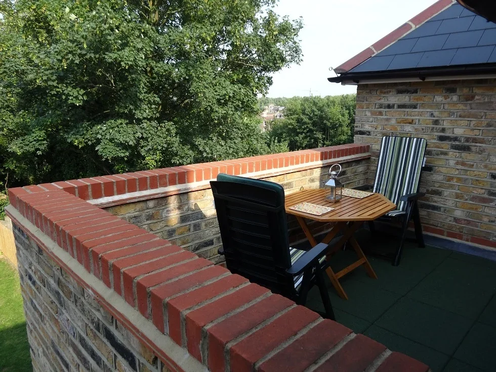 Flat Oakfield Road in Greater London