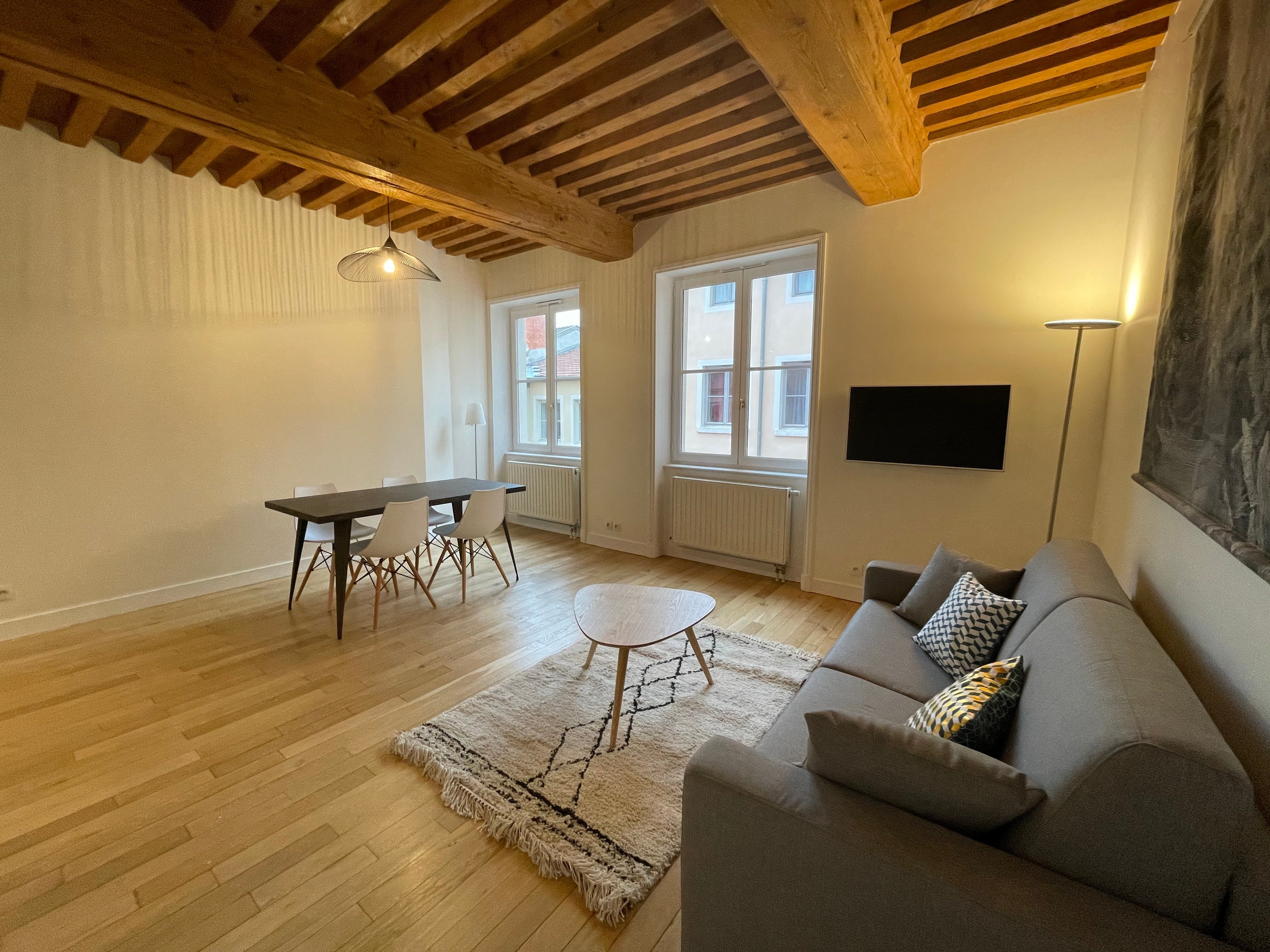 Appartement Rue Saint-Polycarpe à Lyon
