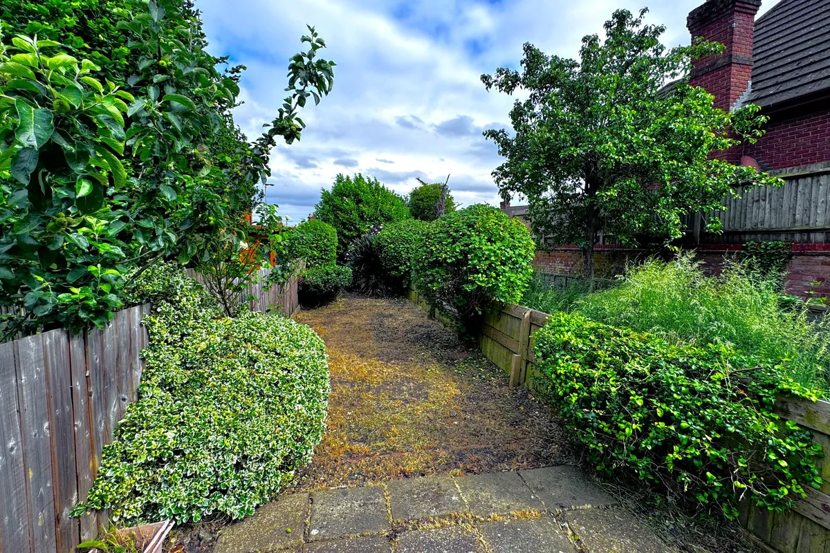 House Vandyke Road in Leighton Buzzard