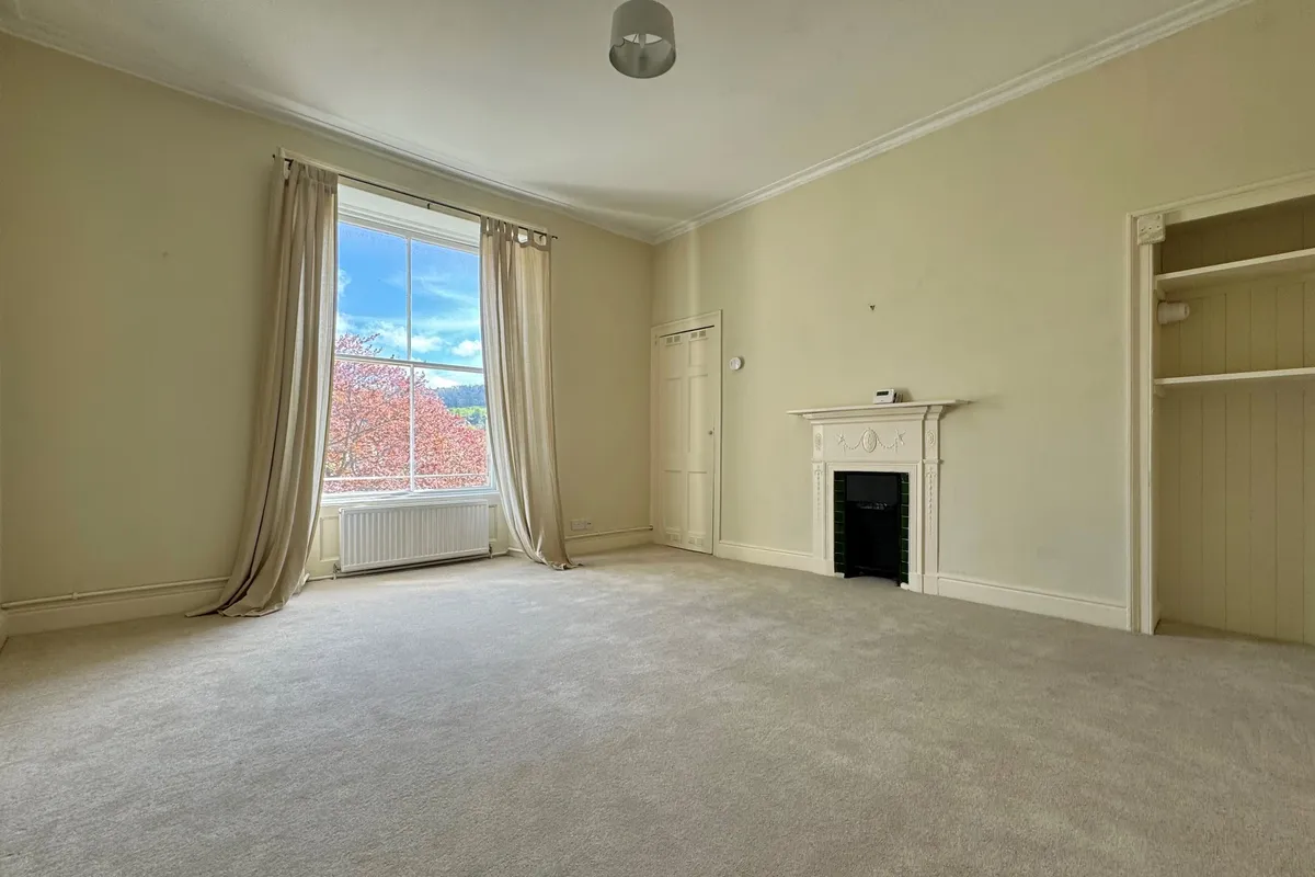 Flat Johnstone Street in Bath