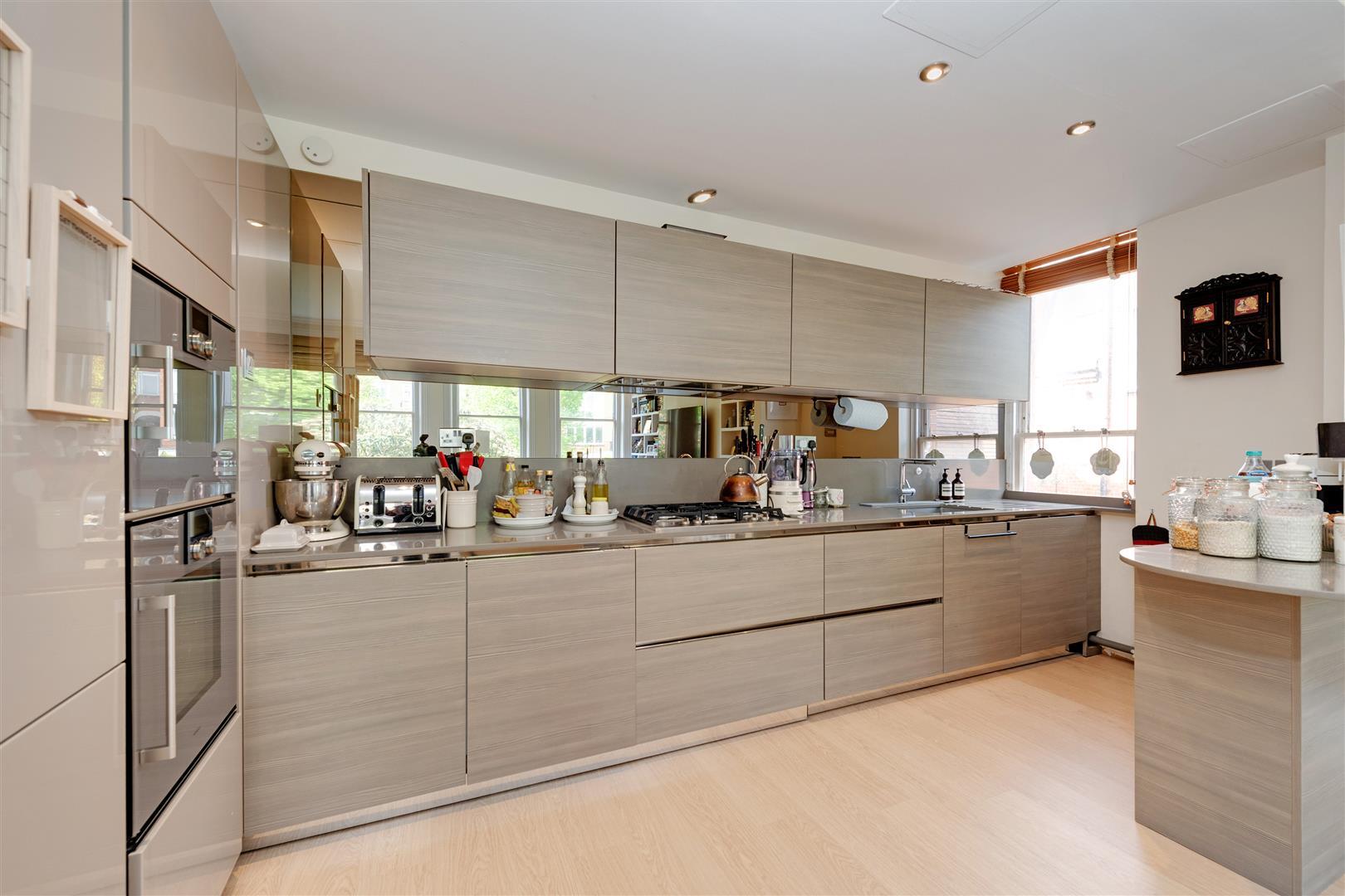 Flat Lutton Terrace in Greater London