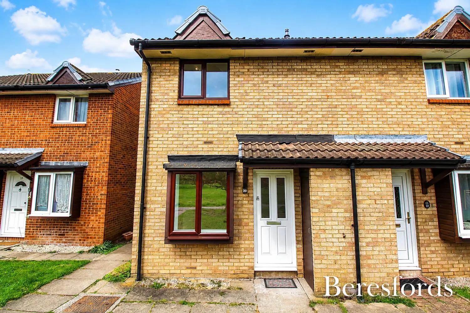 House Whitelands Way in Greater London