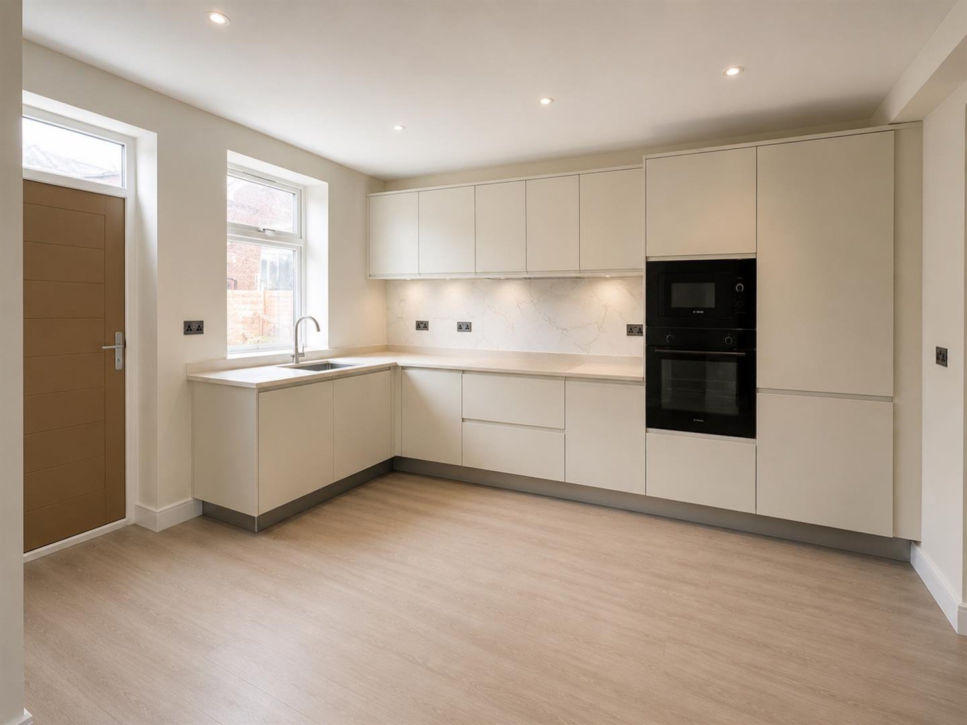 Flat Gladville Drive in Cheadle