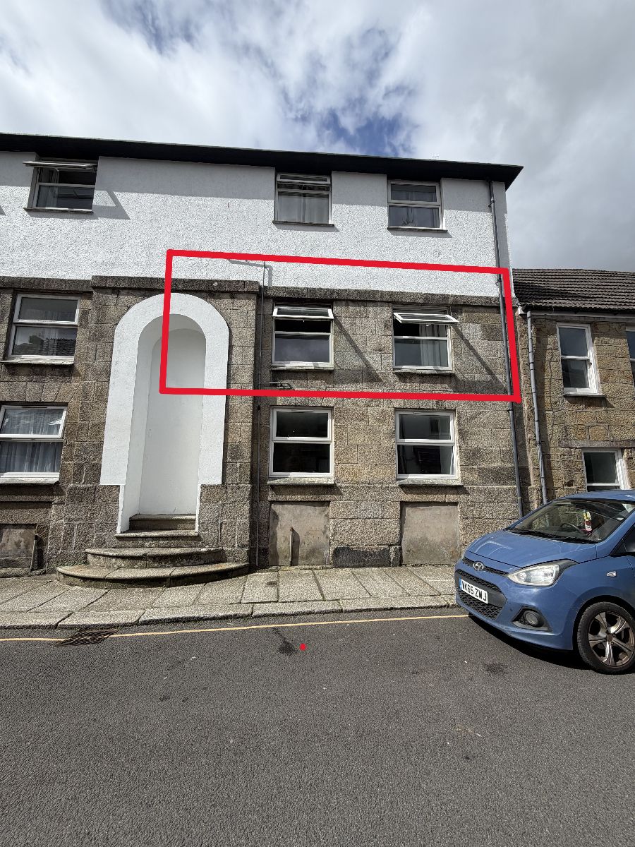 Flat Five Wells Lane in Helston