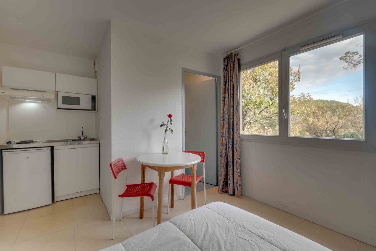 Flat Rue Albert Einstein in Valbonne