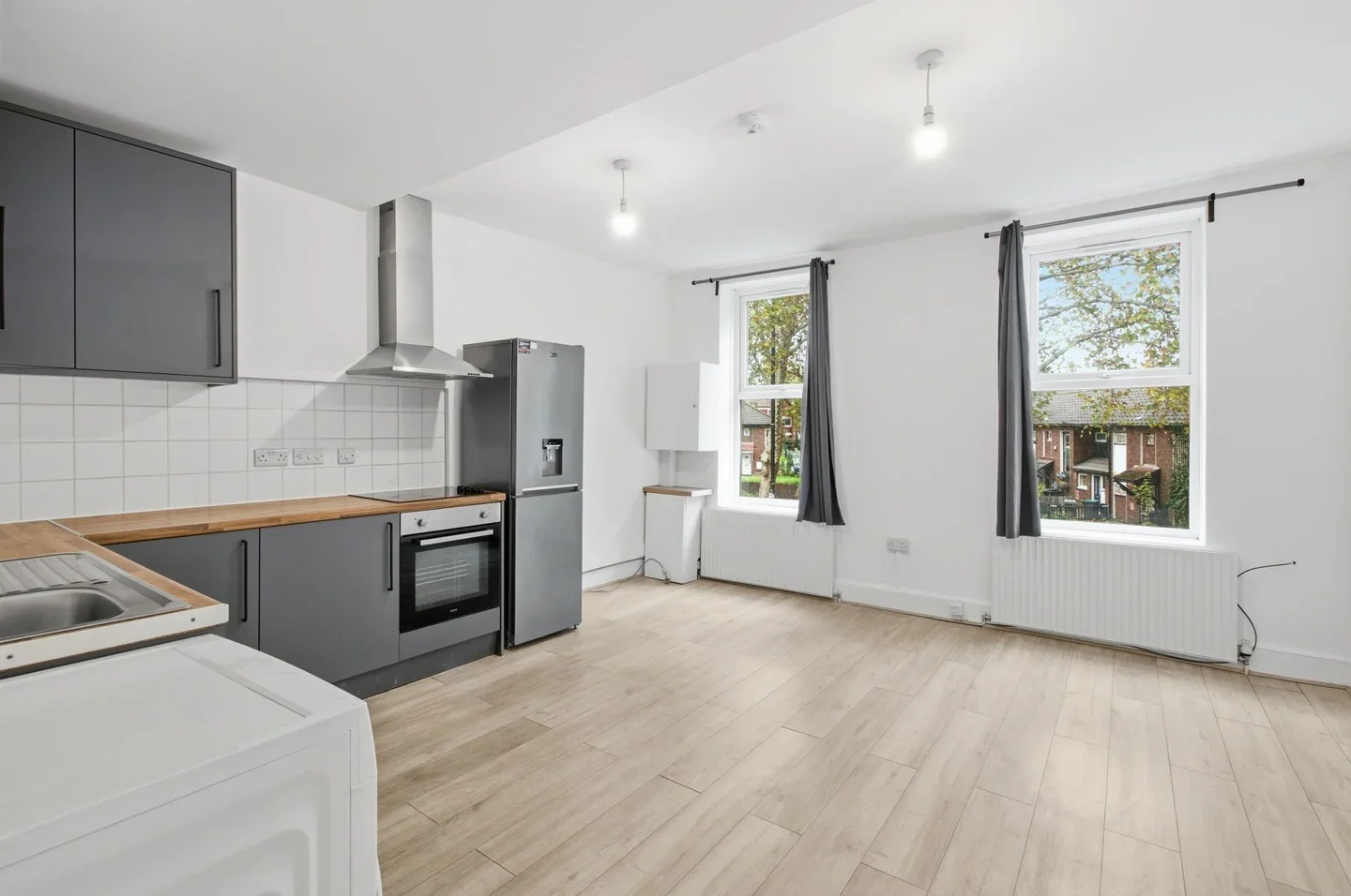 Flat Seven Sisters Road in Greater London