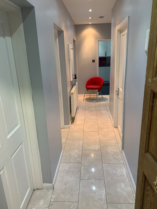 Room Solander Gardens in Greater London