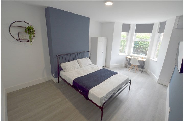 Flat Chillingham Road in Newcastle upon Tyne