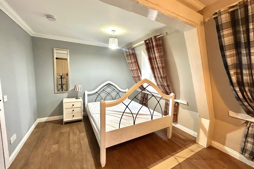 Room North Row in Milton Keynes