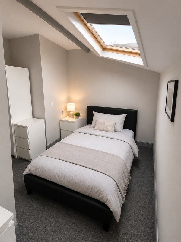 Room Corporation Street in Barnsley