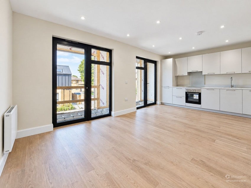 Flat Turners Hill in Cheshunt