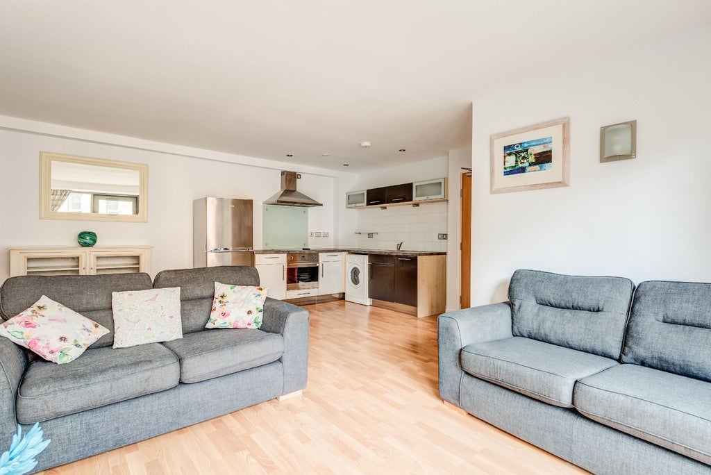 Flat Fitzwilliam Street in Sheffield