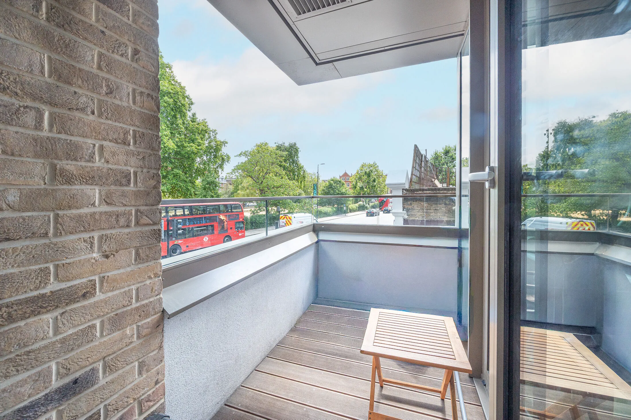 Flat Camberwell Passage in Greater London