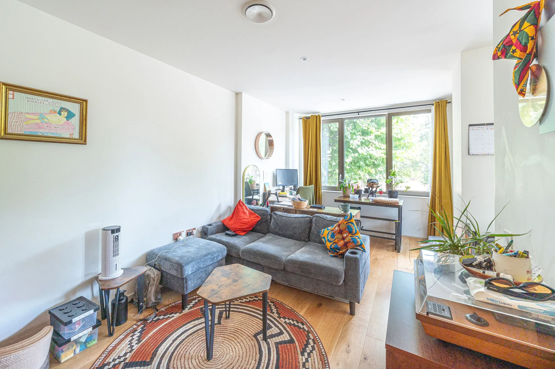 Flat Camberwell Passage in Greater London