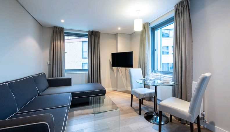 Flat Merchant Square in City of Westminster