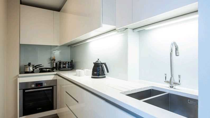 Flat Merchant Square in City of Westminster