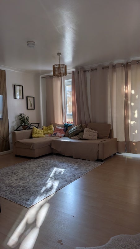 Room Wesley Avenue in Greater London