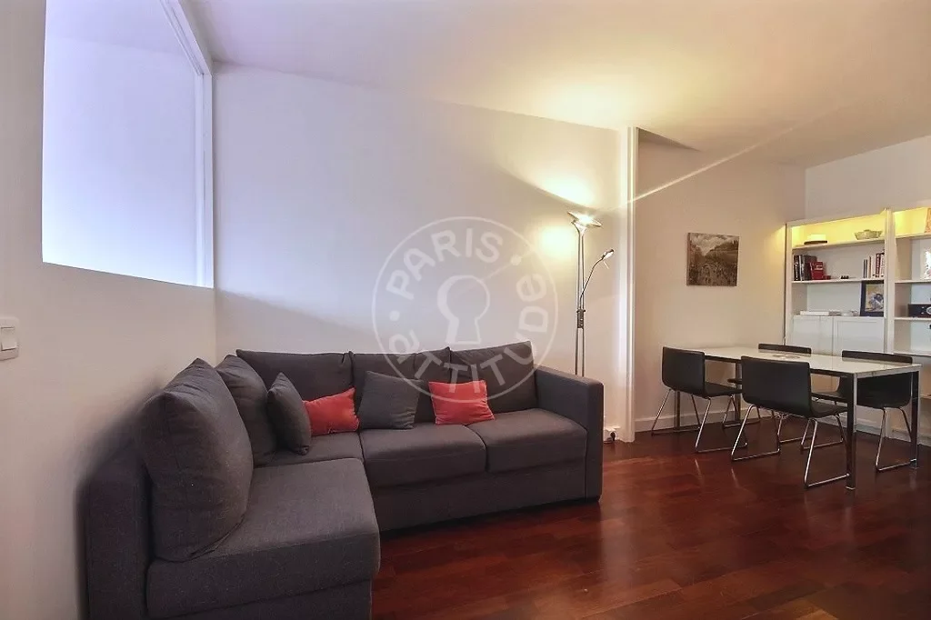 Flat Rue des Bauches in Paris