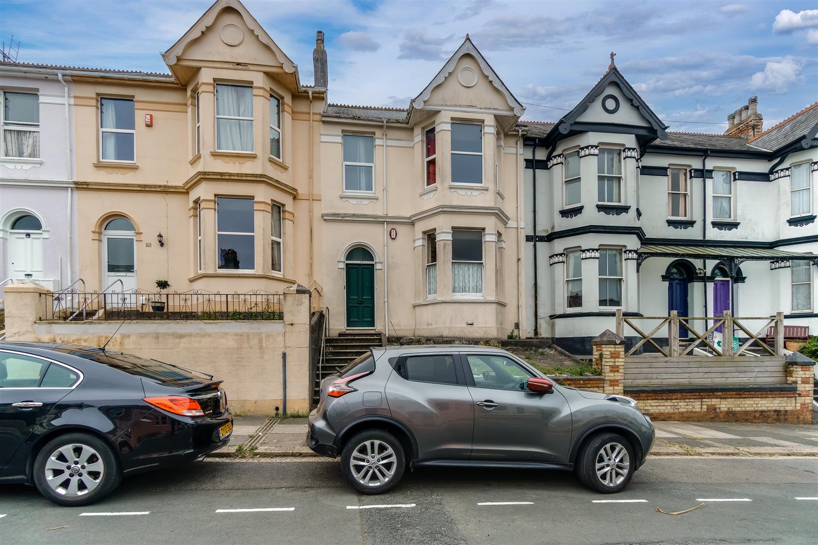 Flat Salcombe Road in Plymouth