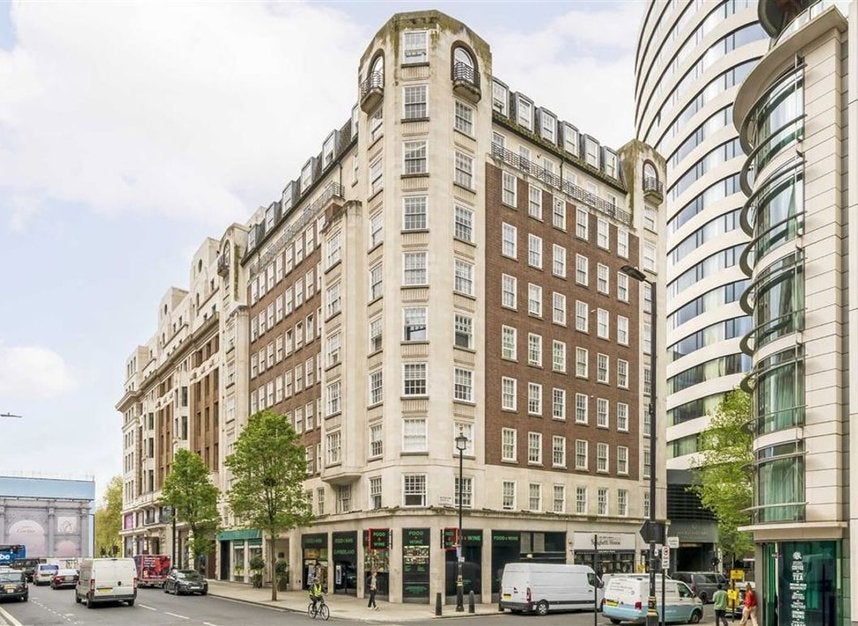 Flat Great Cumberland Place in City of Westminster