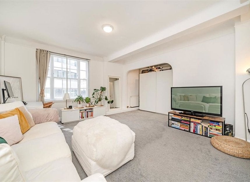 Flat Great Cumberland Place in City of Westminster