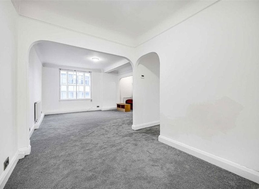 Flat Great Cumberland Place in City of Westminster