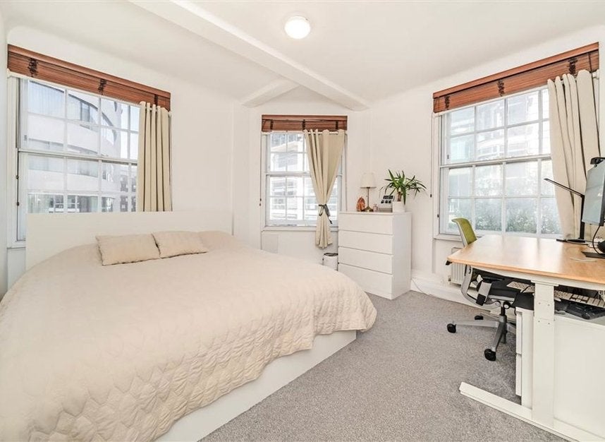 Flat Great Cumberland Place in City of Westminster