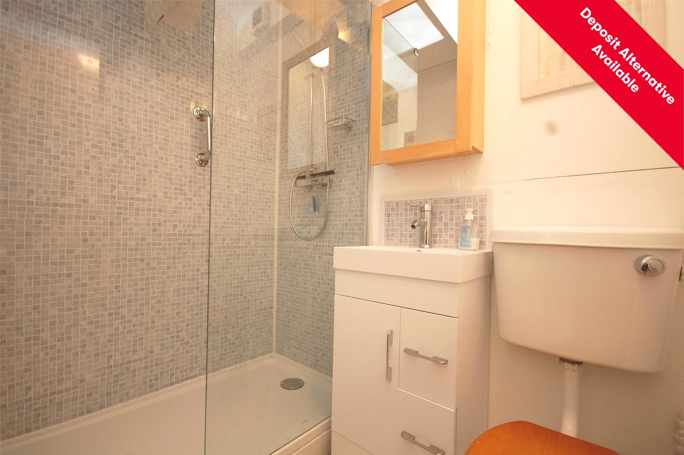Flat Cambalt Road in Greater London