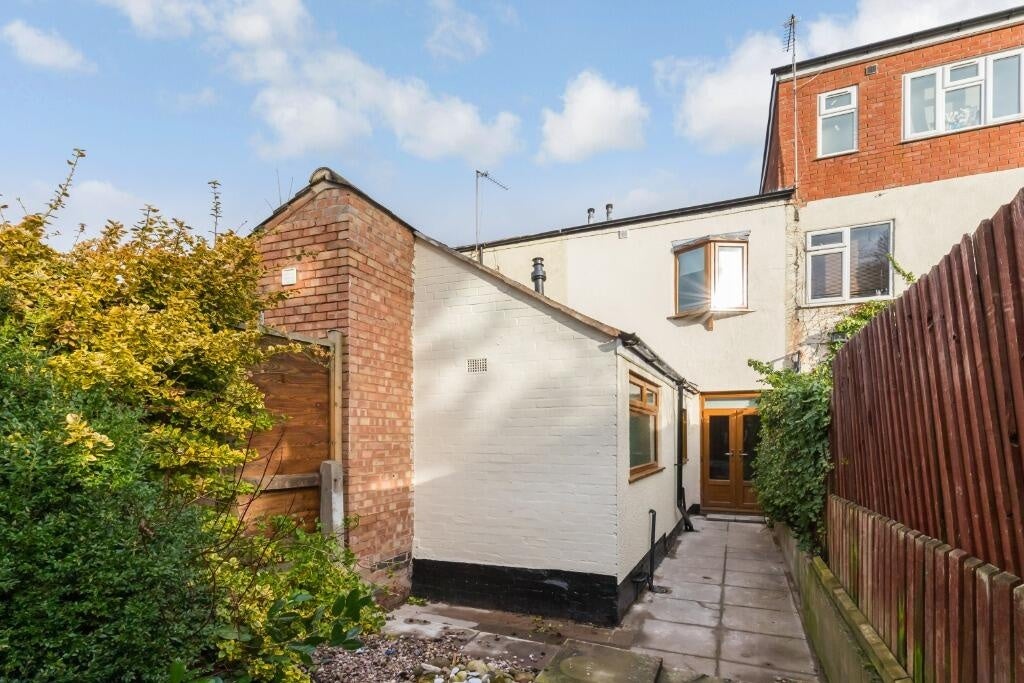 House Pershore Avenue in Birmingham