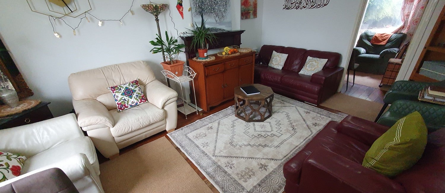 Flat Woolaston Avenue in Cardiff